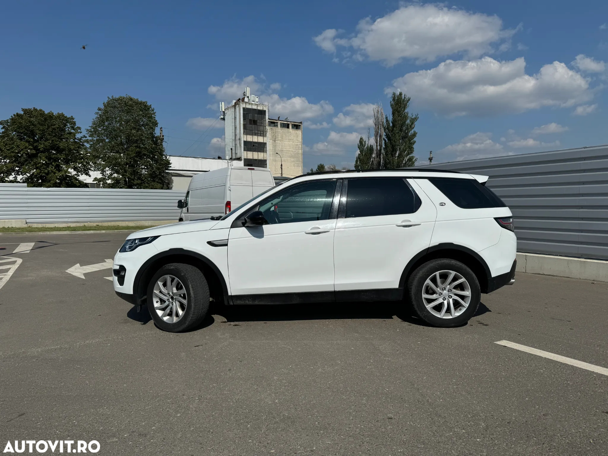 Land Rover Discovery Sport 2.0 l TD4 HSE Aut. - 6