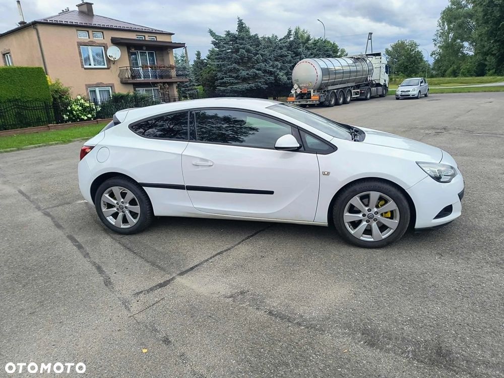 Opel Astra - 4