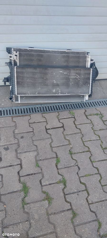 Komplet  chłodnic vw t6.1
