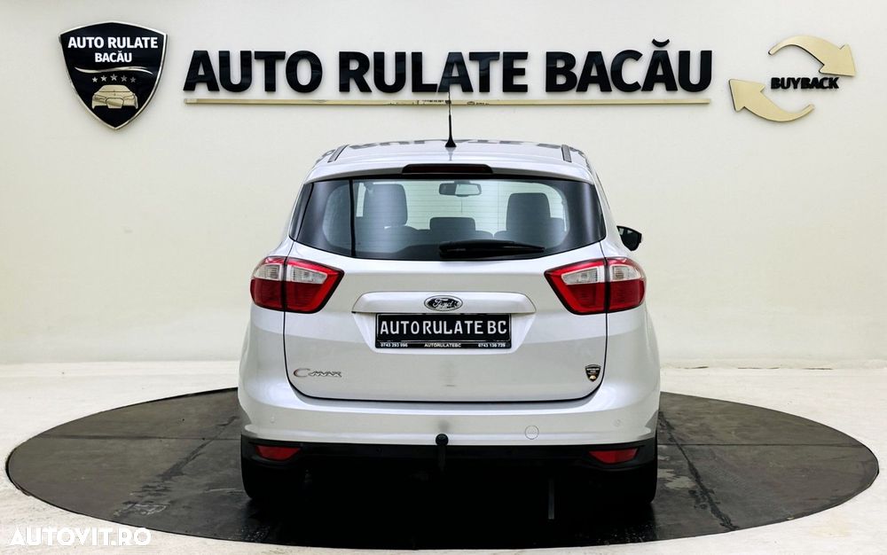Ford C-Max - 11