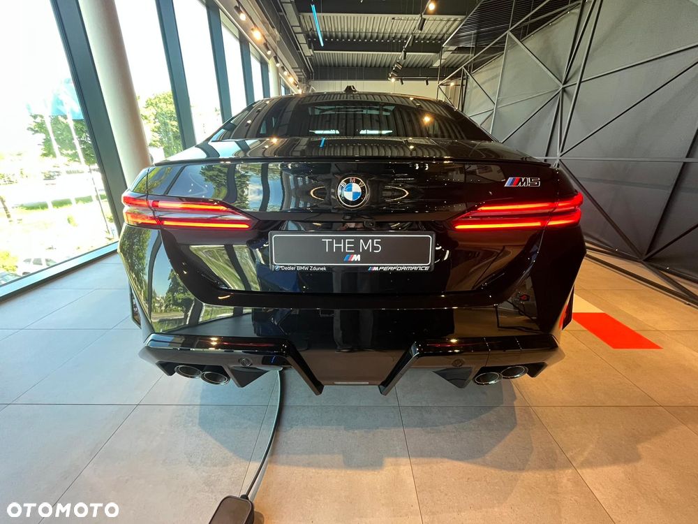 BMW M5 - 5