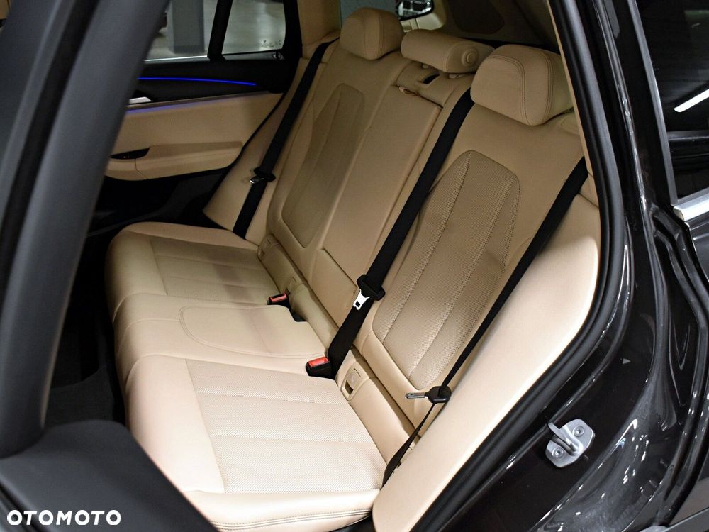 BMW X3 - 12