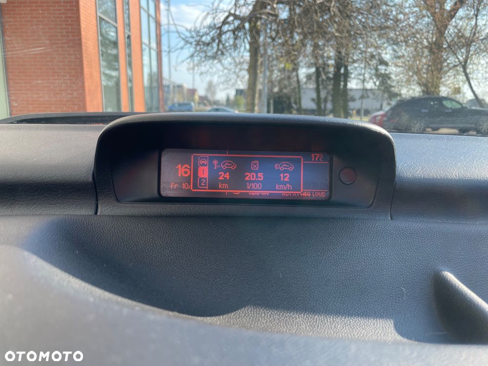 Peugeot 307 2.0 Sporty - 25