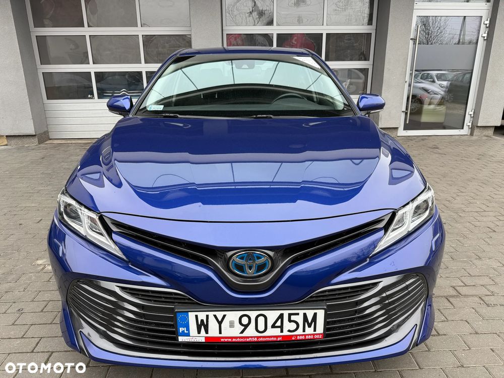 Toyota Camry 2.5 Hybrid Comfort CVT - 2
