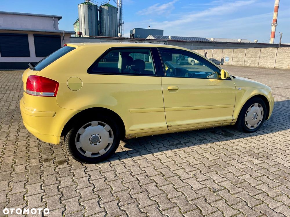 Audi A3 Sportback 2.0 TDI Ambition - 11