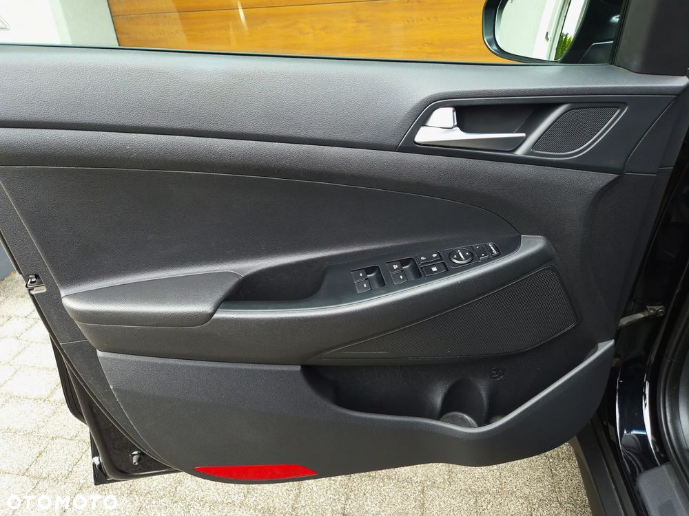 Hyundai Tucson blue 1.6 GDi 2WD Classic - 24