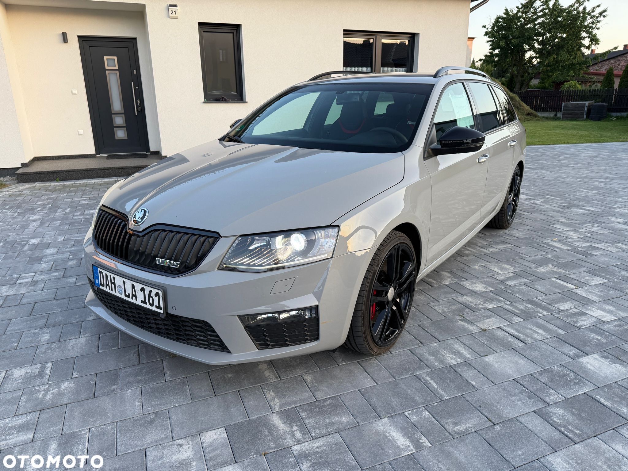 Skoda Octavia Combi 2.0 TSI (Green tec) RS - 1