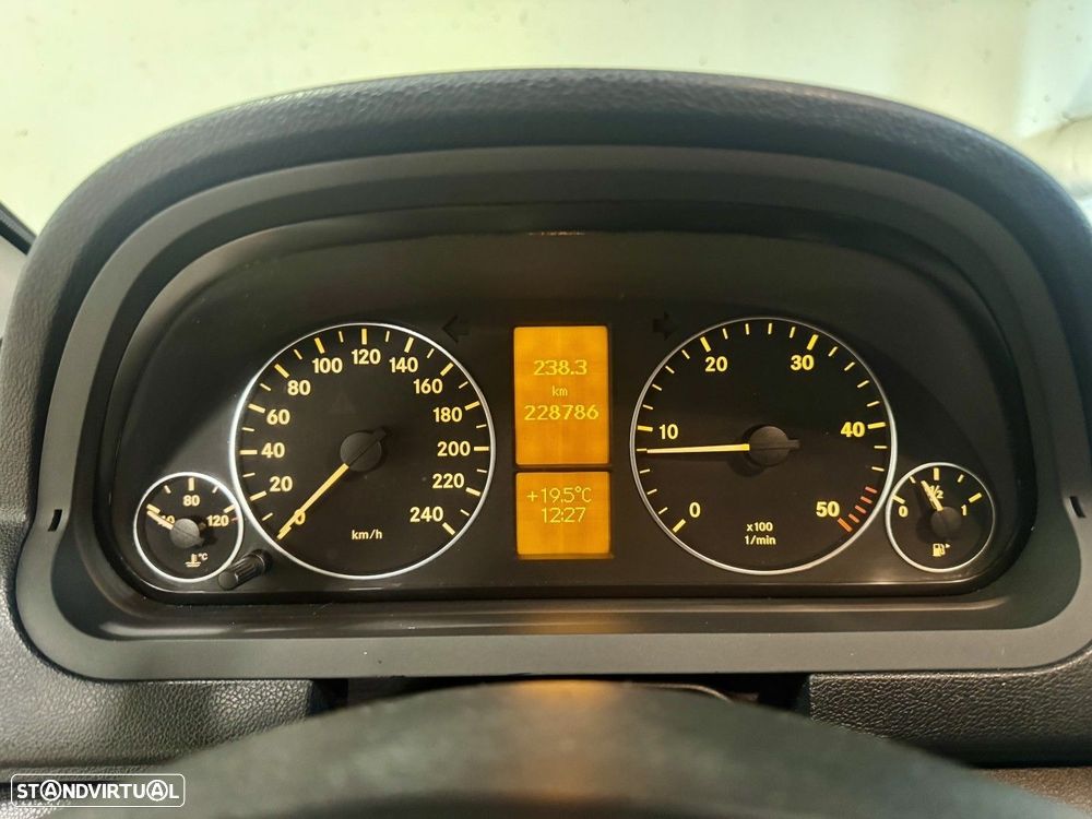 Mercedes-Benz A 200 CDI Avantgarde - 10