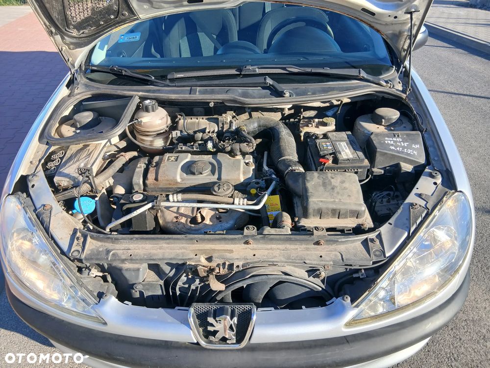 Peugeot 206 75 Grand Filou - 14