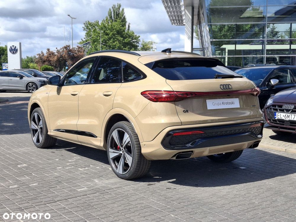 Audi Q5 Sportback - 5