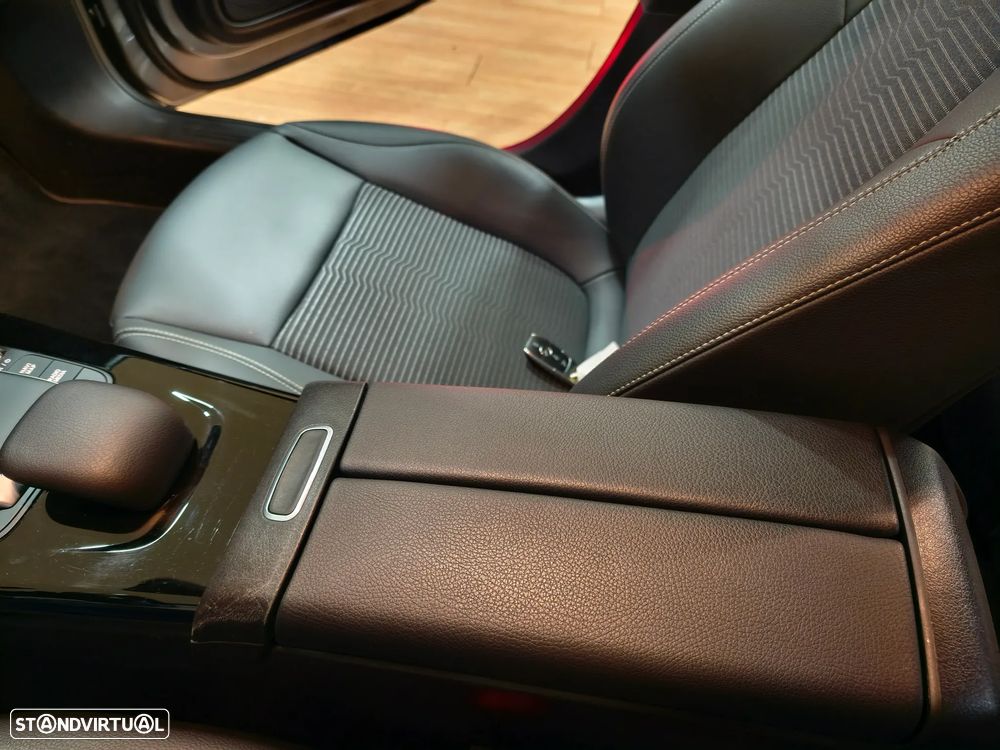 Mercedes-Benz CLA 250 e Shooting Brake Progressive - 32