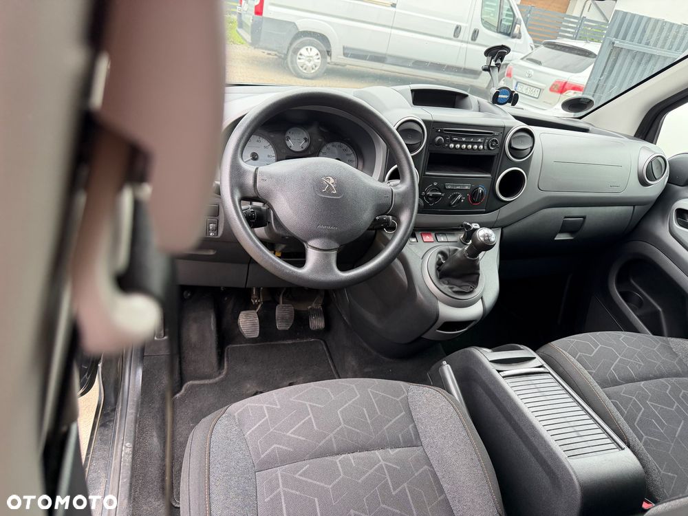 Peugeot Partner 100 Family - 23