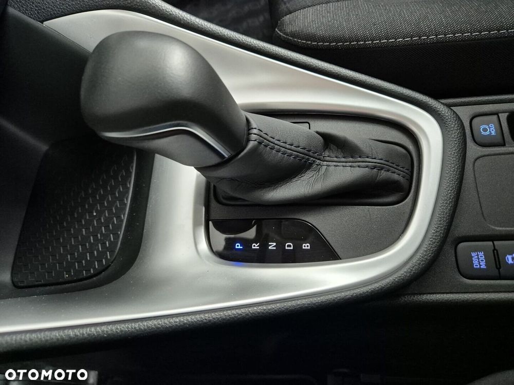 Toyota Yaris - 23