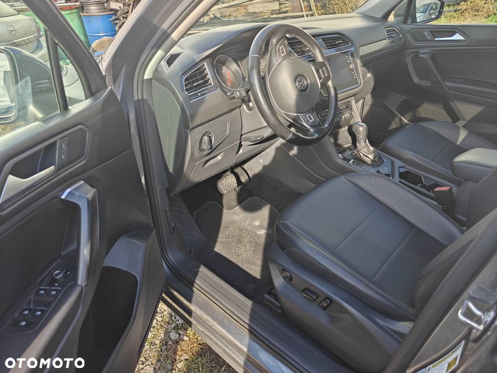 Volkswagen Tiguan - 21
