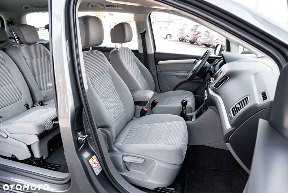 Seat Alhambra 2.0 TDI Ecomotive Reference - 25