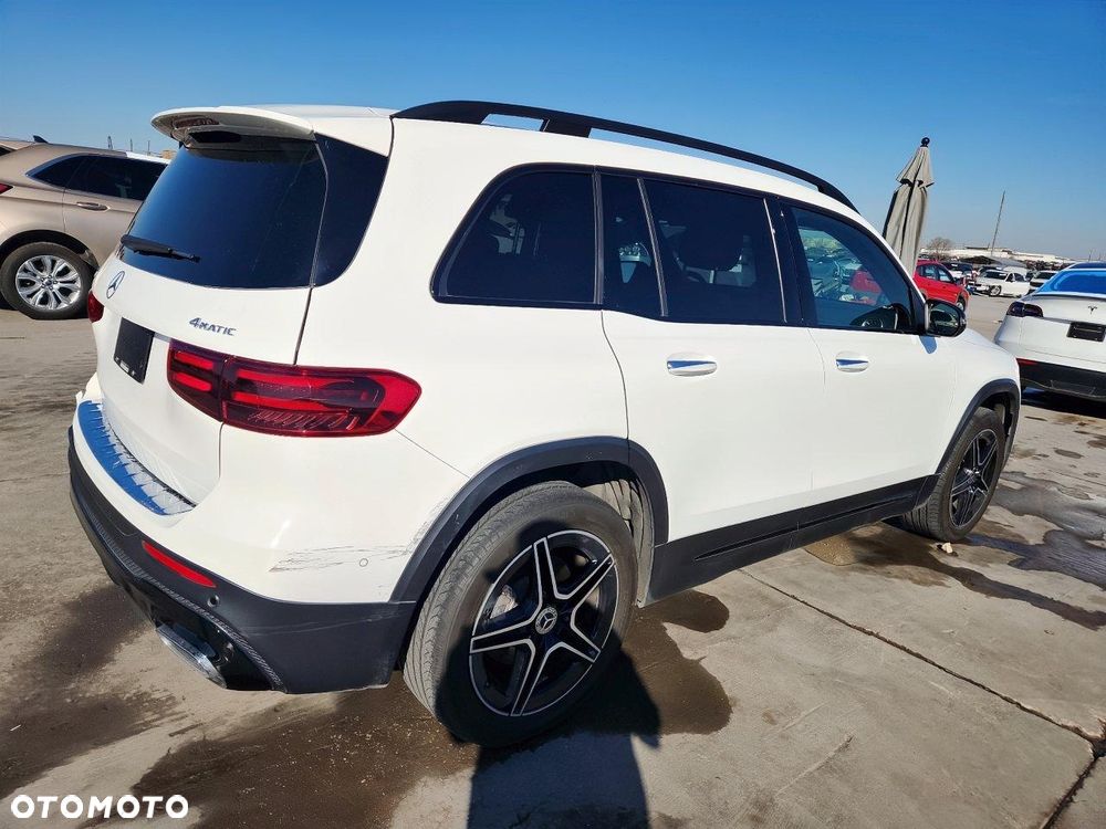 Mercedes-Benz GLB 250 4Matic 8G-DCT AMG Line - 4