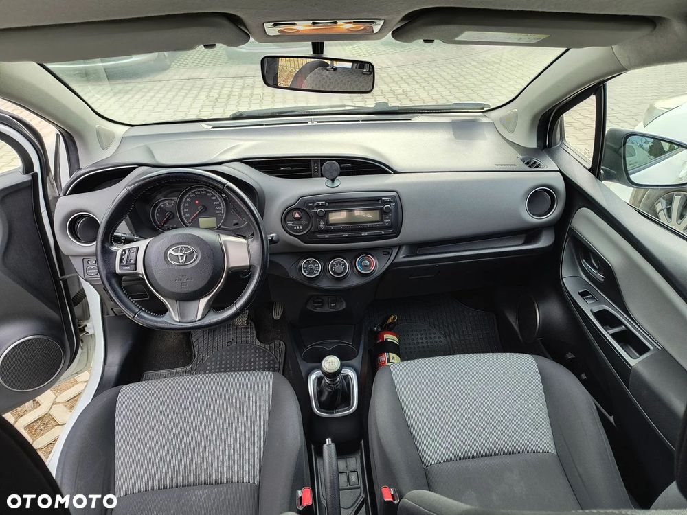 Toyota Yaris 1.4 D-4D Active EU6 - 8