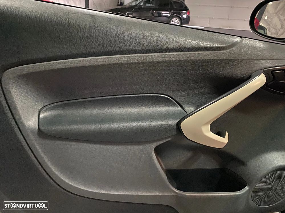 Ford KA 1.2 City - 16