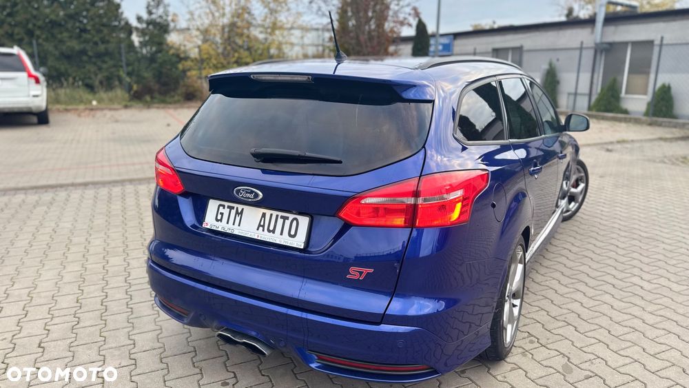 Ford Focus 2.0 EcoBoost ST mit Leder-Exclusiv-Paket - 15