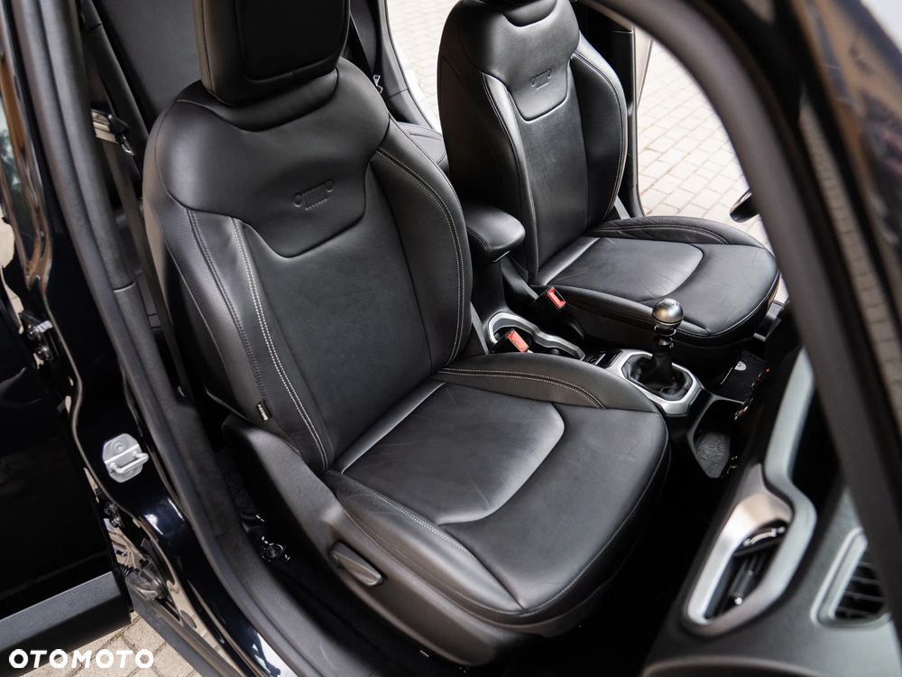 Jeep Renegade 1.4 MultiAir Limited - 24
