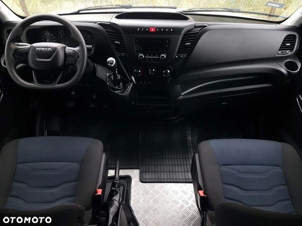 Iveco DAILY KONTENER NISKOPODŁOGOWY 4,43x2,23x2,43 SKLEP FOODTRUCK BAR KLIMA KONIOWÓZ KAMPER - 20