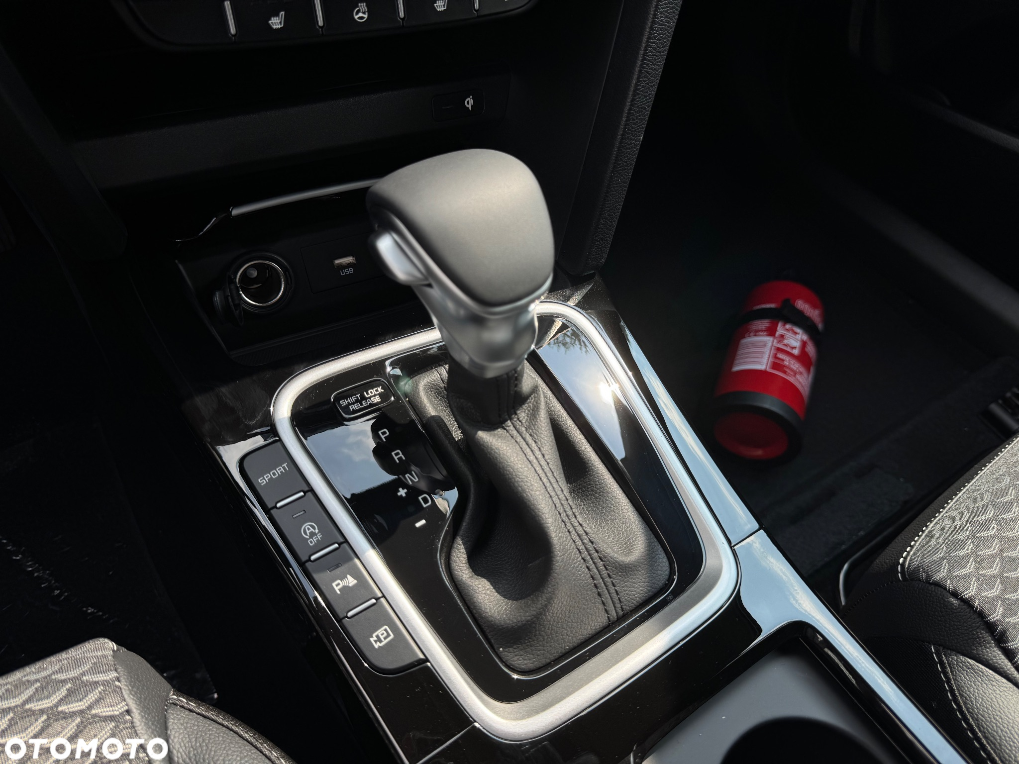 Kia XCeed 1.5 T-GDI Business Line DCT - 9