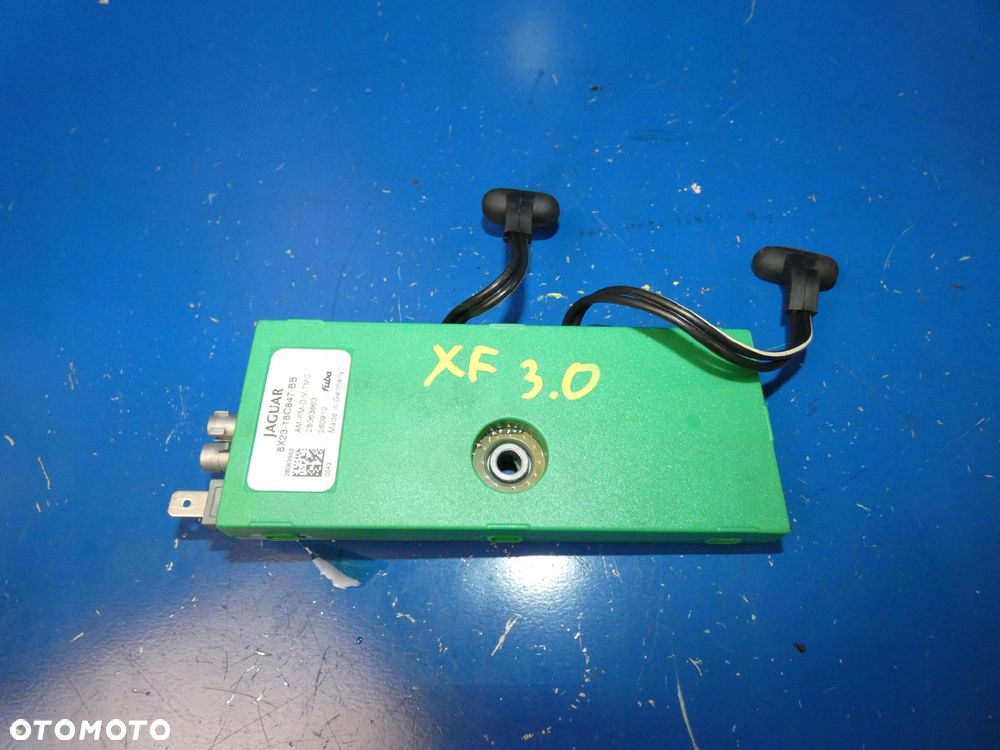 JAGUAR XF X250 WZMACNIACZ ANTENOWY ANTENY - 1