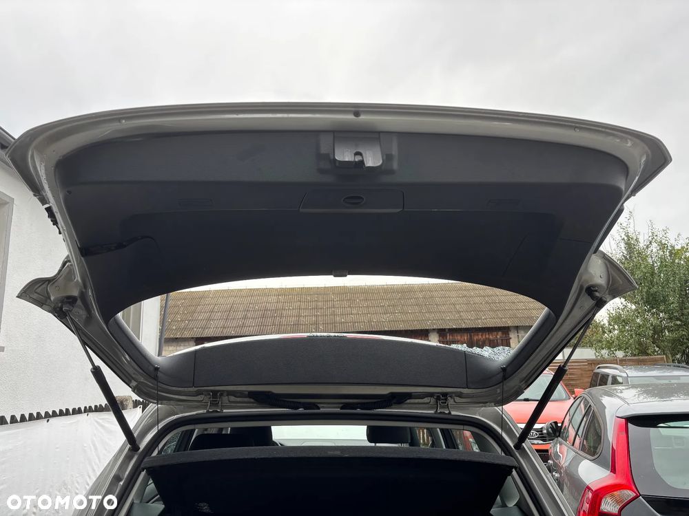 Volkswagen Golf Sportsvan 1.4 TSI (BlueMotion Technology) DSG Comfortline - 26