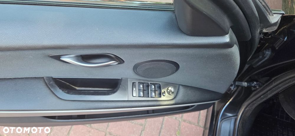 BMW Seria 3 316i - 9