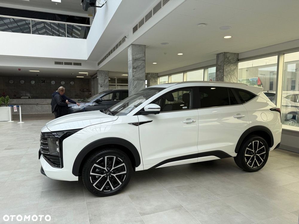 JAC JS8 - 22