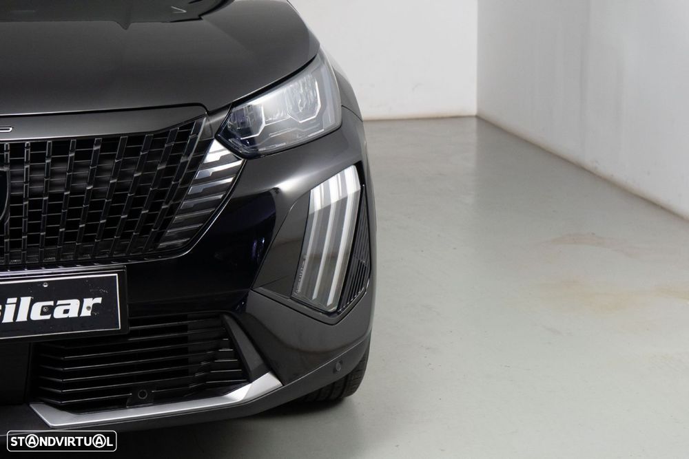 Peugeot 2008 1.2 PureTech Allure Pack EAT8 - 18