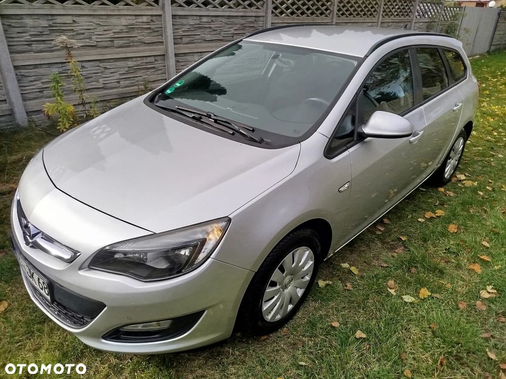 Opel Astra 1.4 Turbo Edition Sport - 2