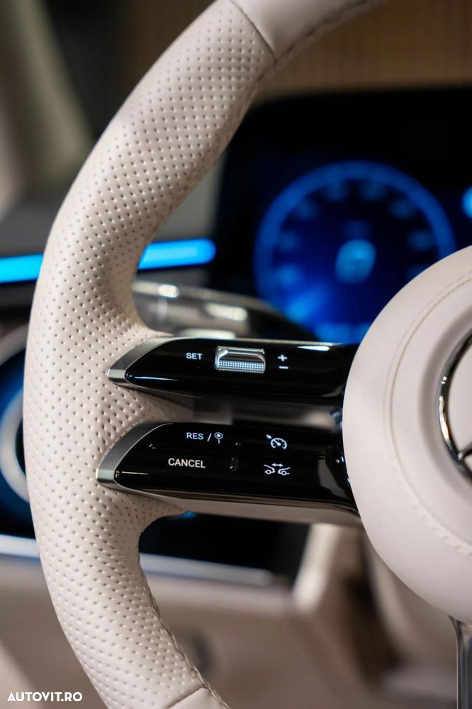 Mercedes-Benz S - 28