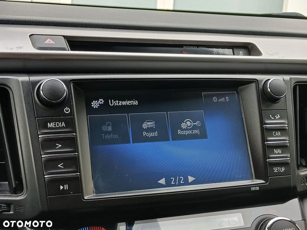Toyota RAV4 Hybrid Premium 4x2 - 18