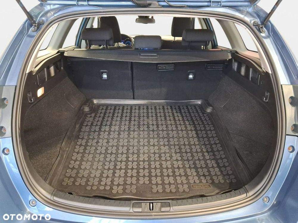 Toyota Auris - 15