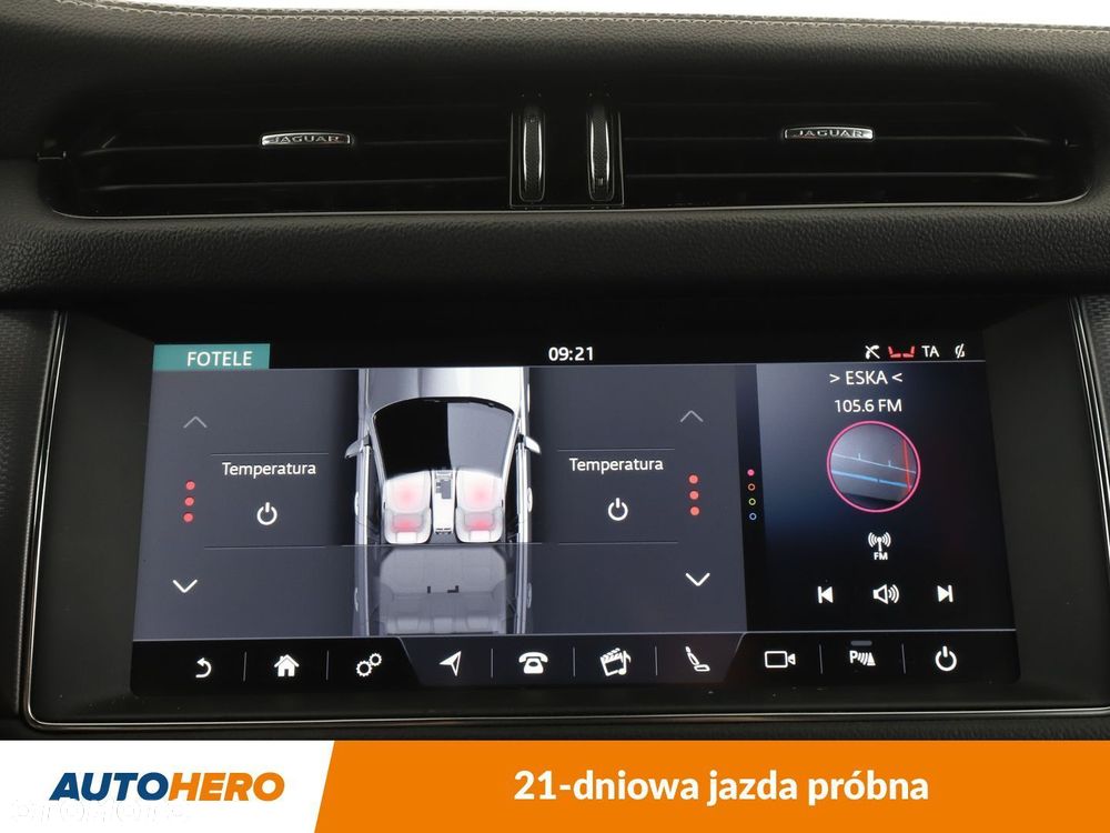 Jaguar XF 2.0 i4D R-Sport - 24