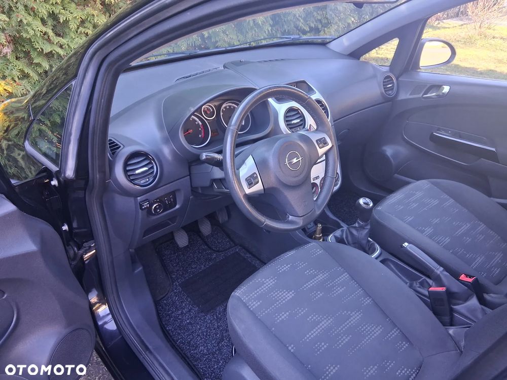 Opel Corsa - 14