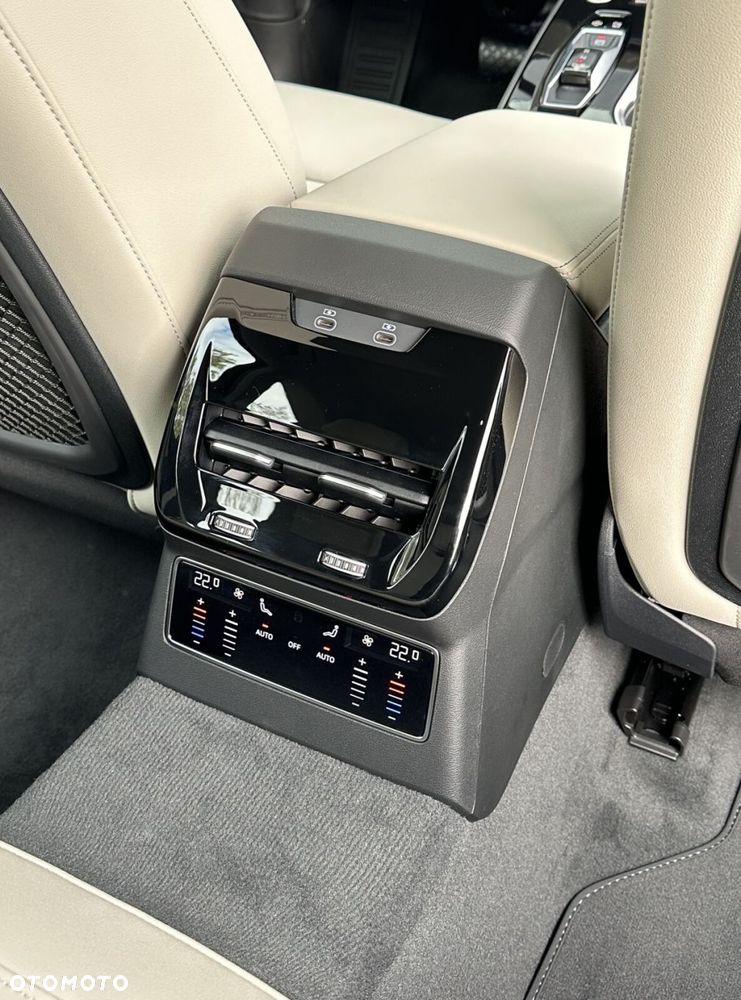 Audi A6 Avant - 21