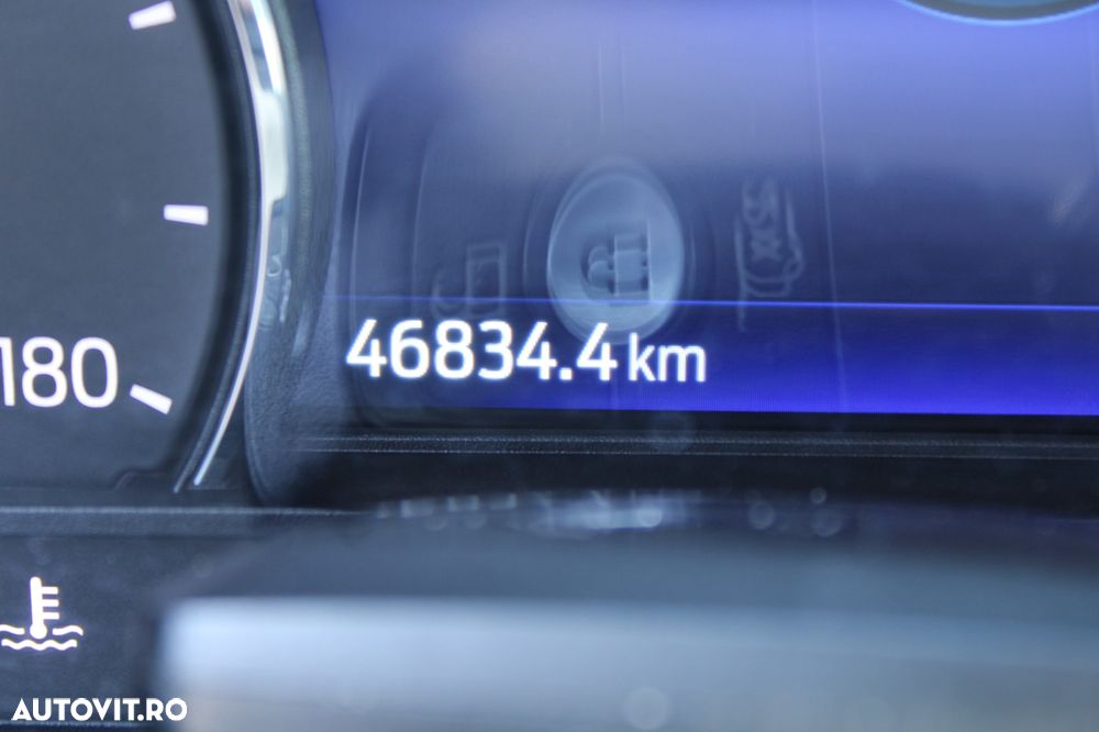 Ford Kuga 2.5 Duratec PHEV Titanium - 12