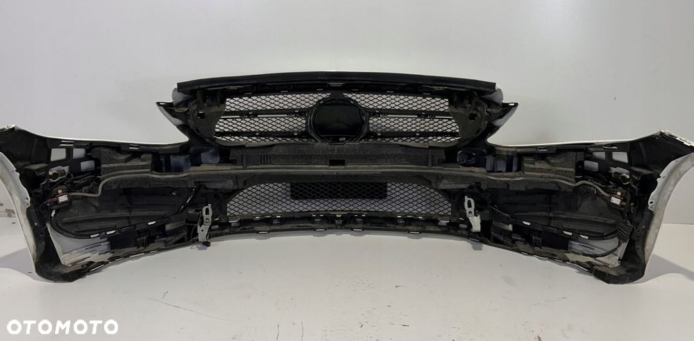 MERCEDES W205 AMG PRZÓD BŁOTNIKI PAS LAMPY MASKA 149 - 15