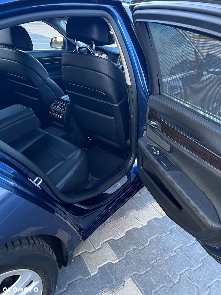 BMW Seria 7 740d xDrive - 12