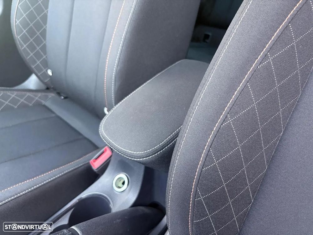 Skoda Kamiq 1.0 TSI Ambition - 33