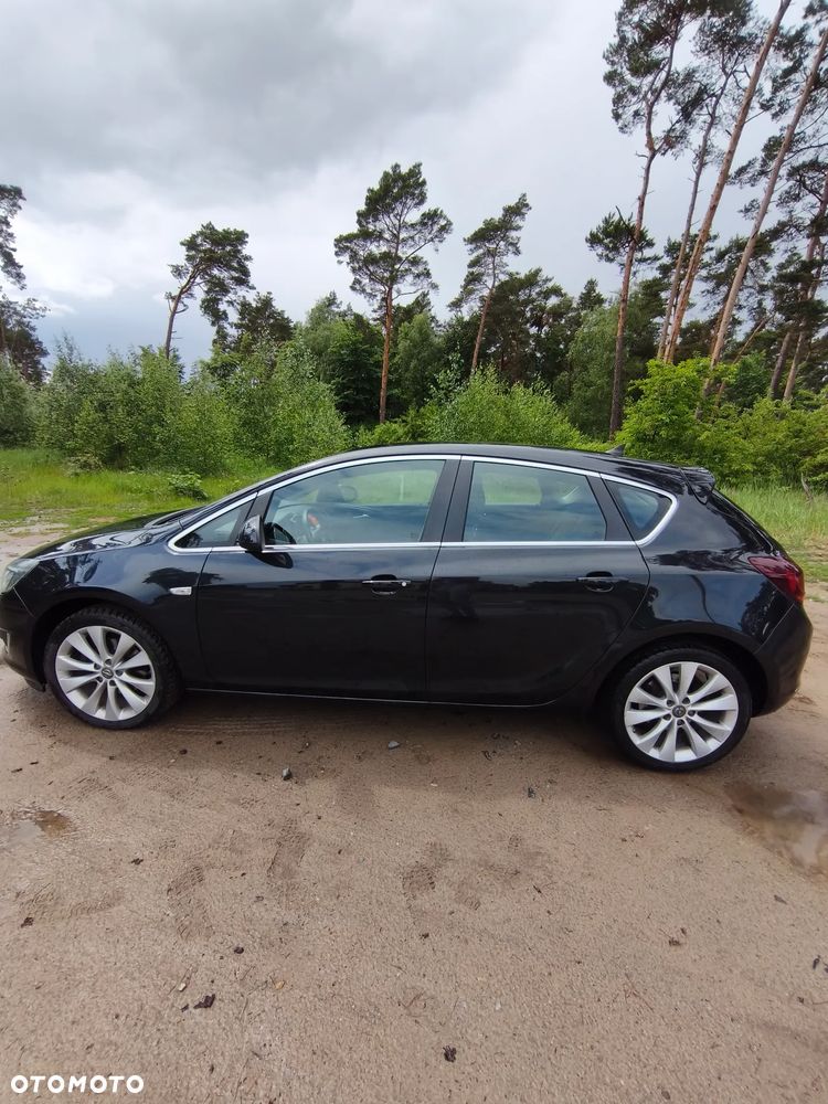 Opel Astra 1.6 CDTI Cosmo - 12