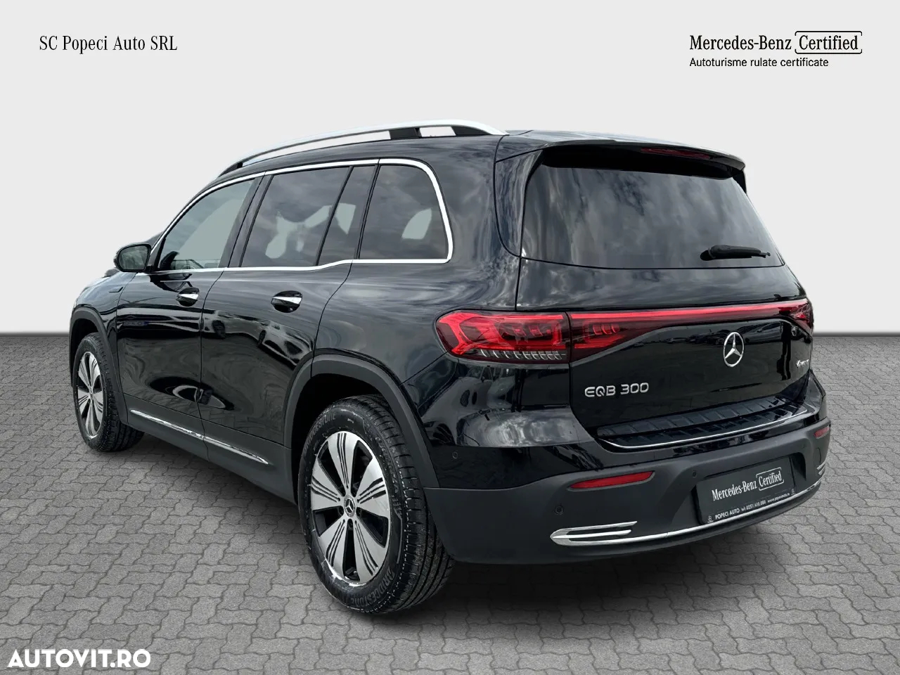 Mercedes-Benz EQB 300 4MATIC - 4