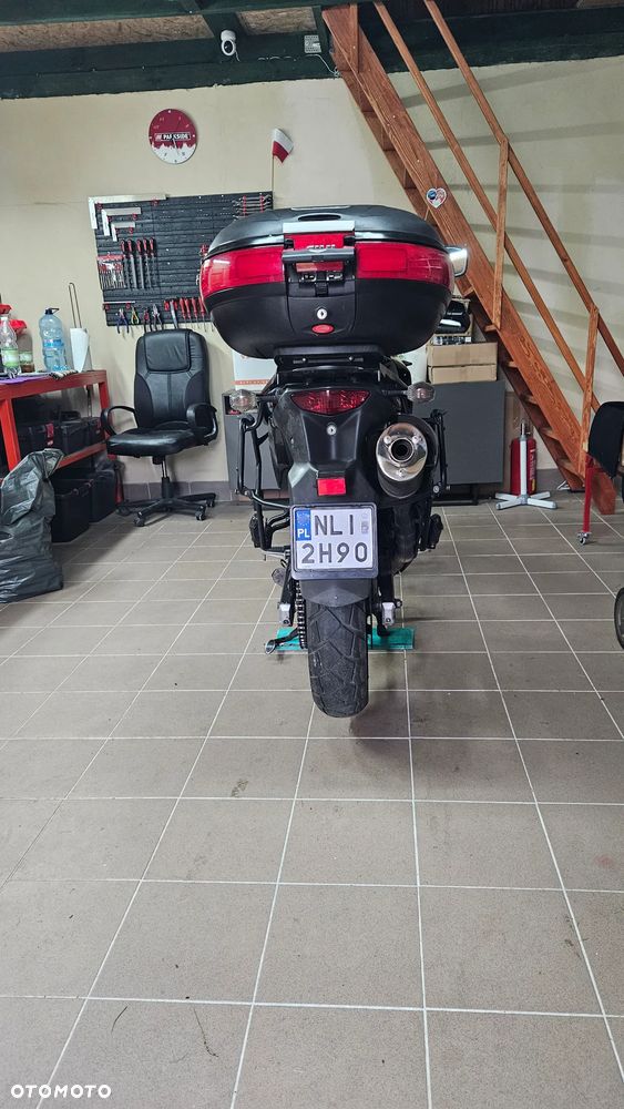 Suzuki V-STROM - 19