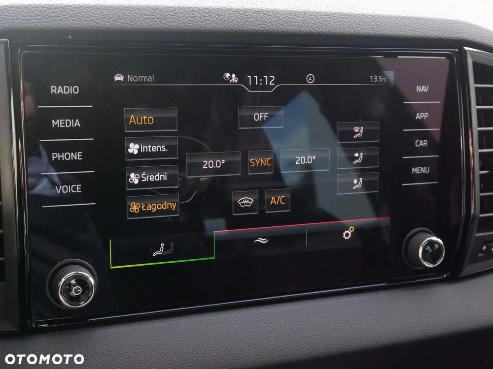 Skoda Karoq 1.5 TSI ACT Sportline DSG - 32