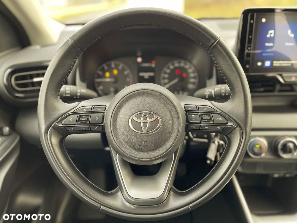 Toyota Yaris 1.5 Comfort - 16