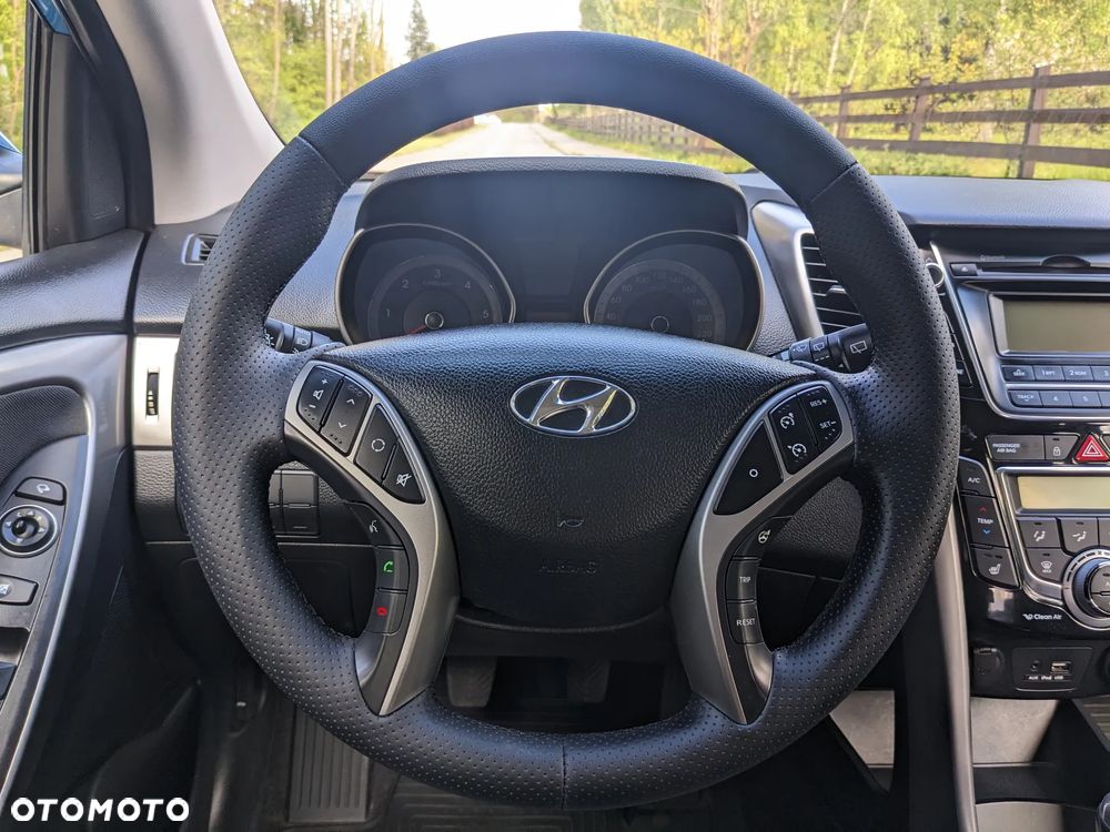 Hyundai i30 1.4 CRDi Premium - 31