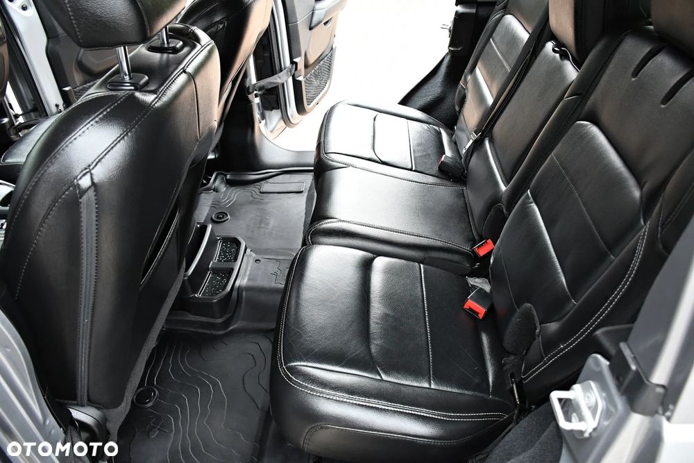 Jeep Wrangler Unlimited GME 2.0 Turbo Sahara - 20