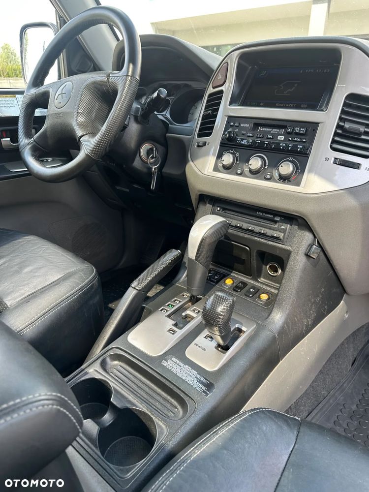 Mitsubishi Pajero 3.2 DID - 23